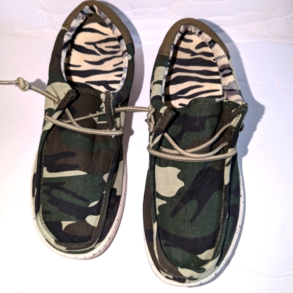 Men's Canvas Camo Shoes